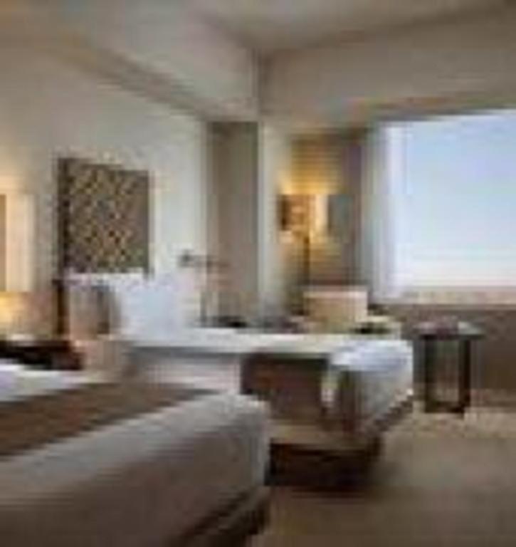 Hotel Santika Makassar Extérieur photo